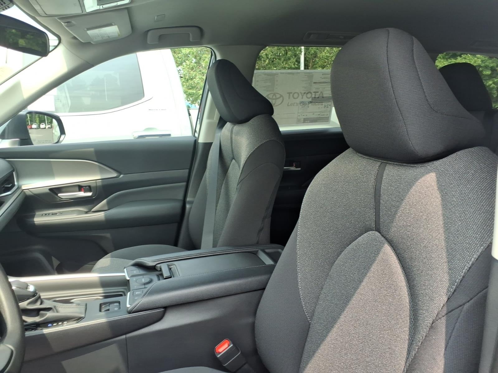 2026 Toyota Grand Highlander LE