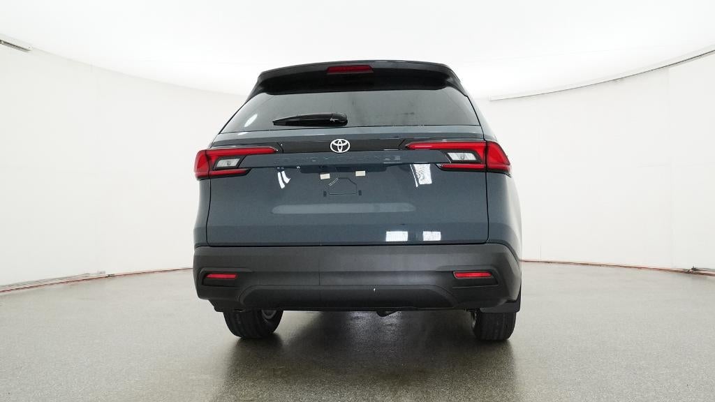 2026 Toyota Grand Highlander LE
