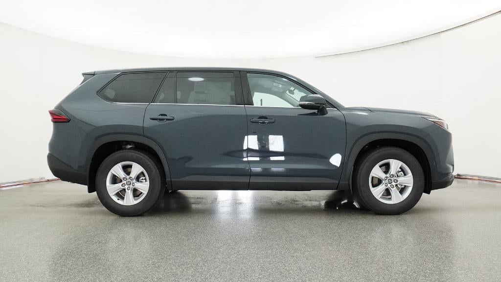 2026 Toyota Grand Highlander LE