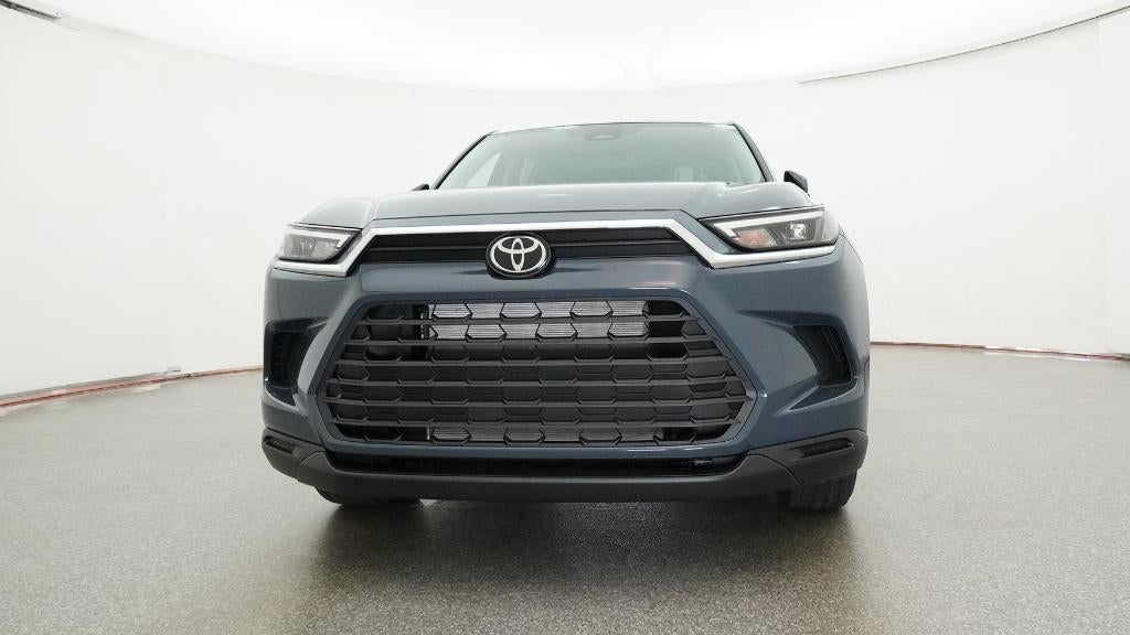 2026 Toyota Grand Highlander LE