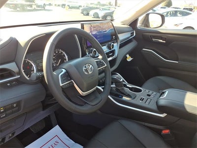 2026 Toyota Highlander XLE