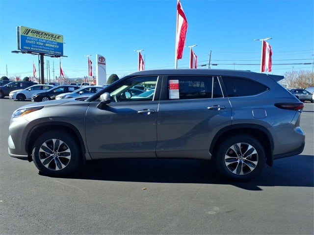 2026 Toyota Highlander XLE