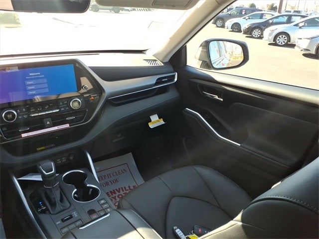 2026 Toyota Highlander XLE