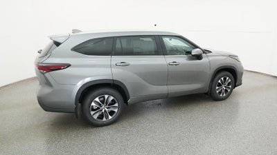 2026 Toyota Highlander XLE