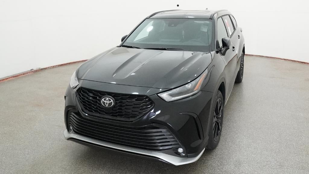 2026 Toyota Highlander XSE