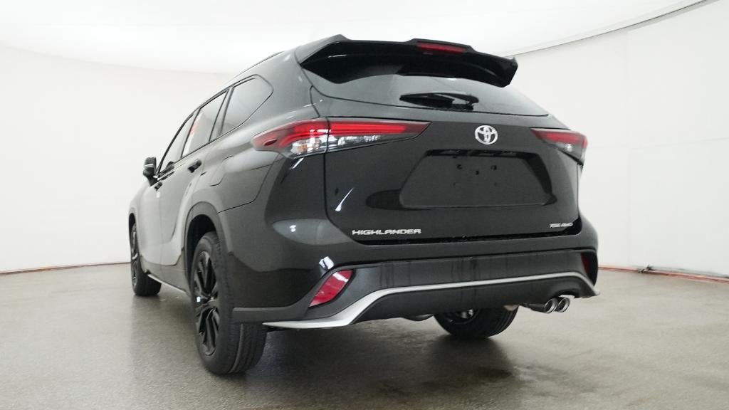 2026 Toyota Highlander XSE