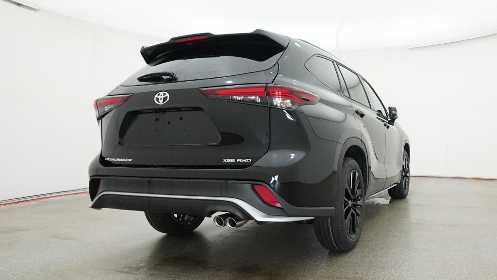 2026 Toyota Highlander XSE