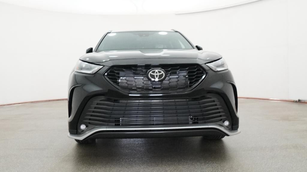 2026 Toyota Highlander XSE