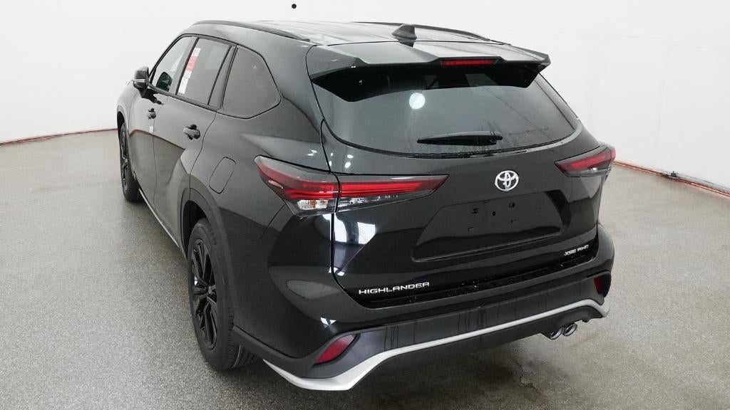 2026 Toyota Highlander XSE