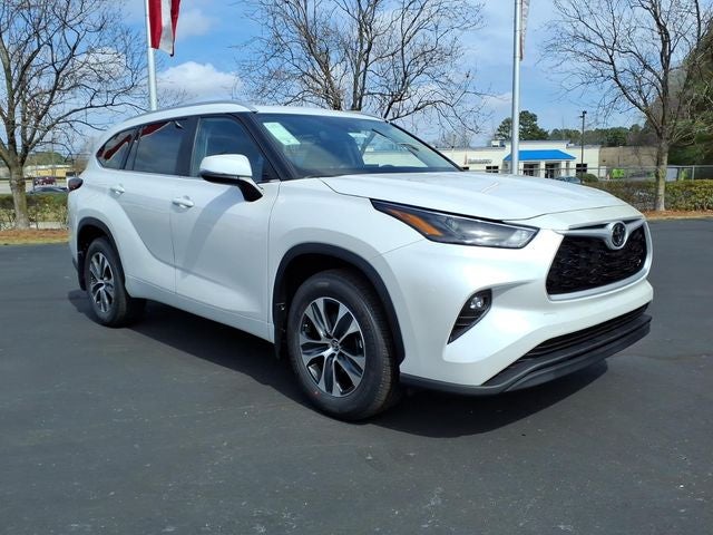 2026 Toyota Highlander XLE