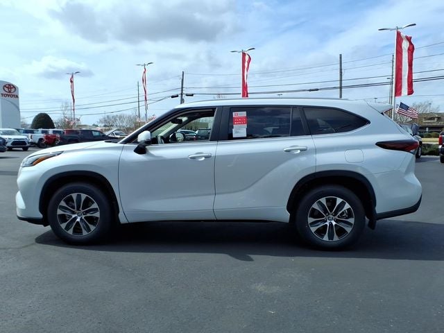 2026 Toyota Highlander XLE