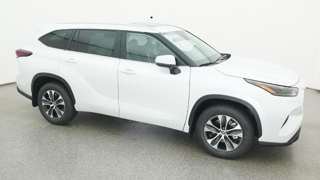 2026 Toyota Highlander XLE