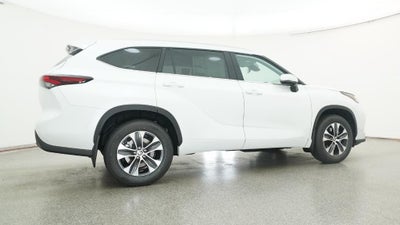 2026 Toyota Highlander XLE