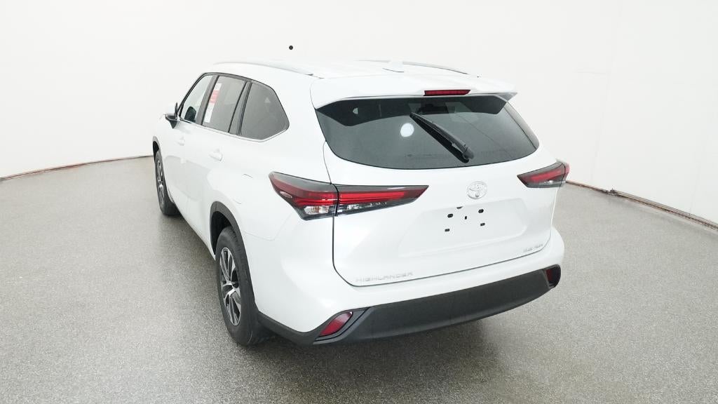 2026 Toyota Highlander XLE