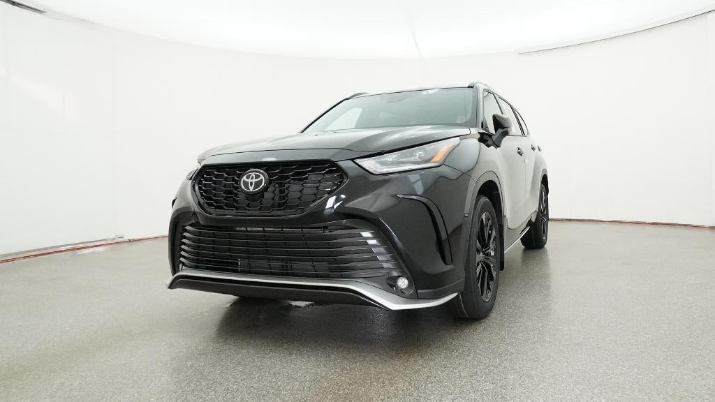 2026 Toyota Highlander XSE