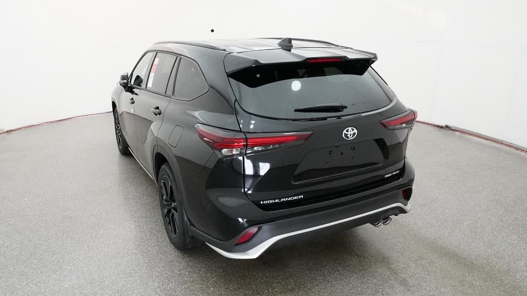 2026 Toyota Highlander XSE