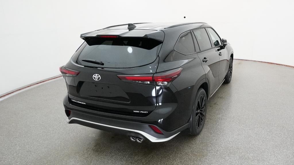 2026 Toyota Highlander XSE