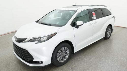 2026 Toyota Sienna XLE