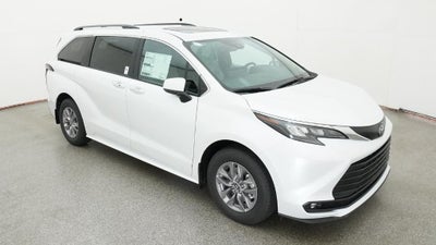 2026 Toyota Sienna XLE