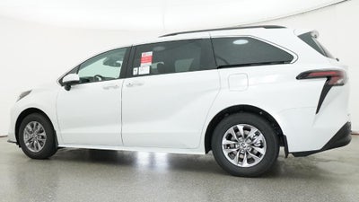 2026 Toyota Sienna XLE