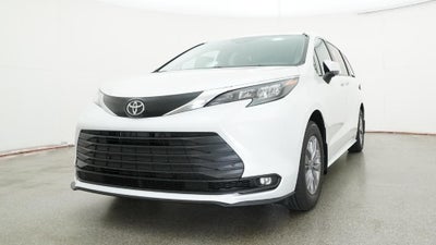 2026 Toyota Sienna XLE