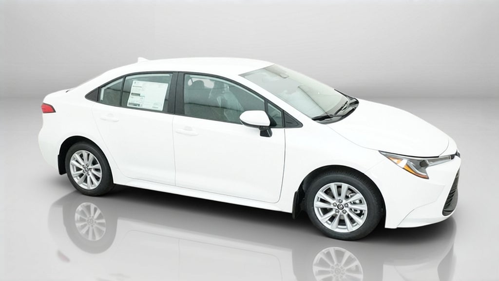 2027 Toyota Corolla LE