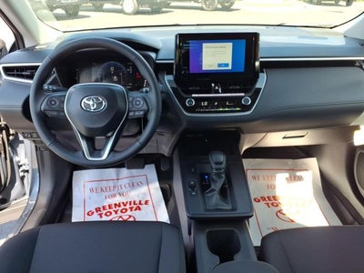 2026 Toyota Corolla Cross LE