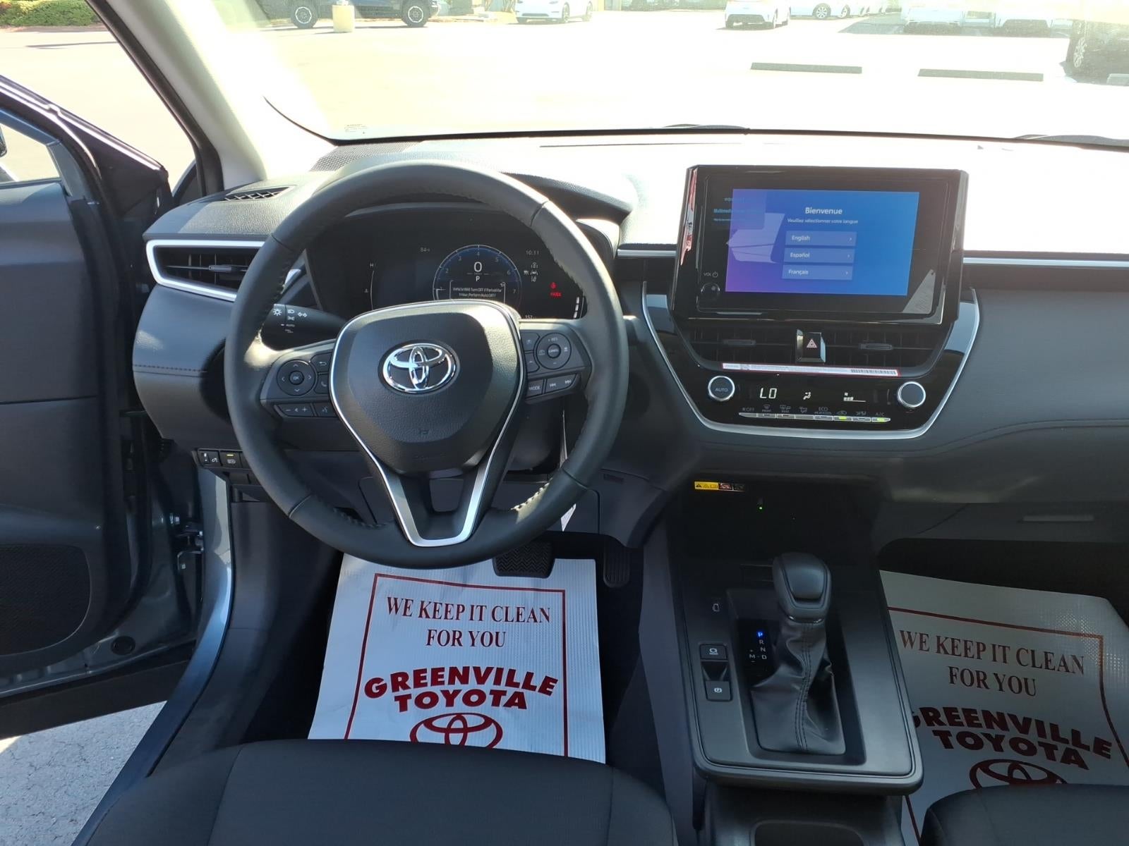 2026 Toyota Corolla Cross LE