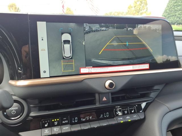 2026 Toyota Toyota Crown Signia Limited