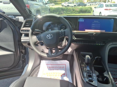 2026 Toyota Toyota Crown Signia Limited
