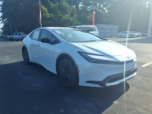 2027 Toyota Prius Plug-in Hybrid SE