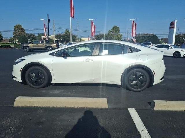 2027 Toyota Prius Plug-in Hybrid SE