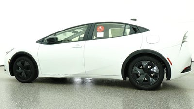 2027 Toyota Prius Plug-in Hybrid SE