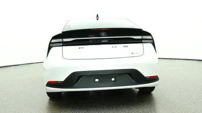 2027 Toyota Prius Plug-in Hybrid SE