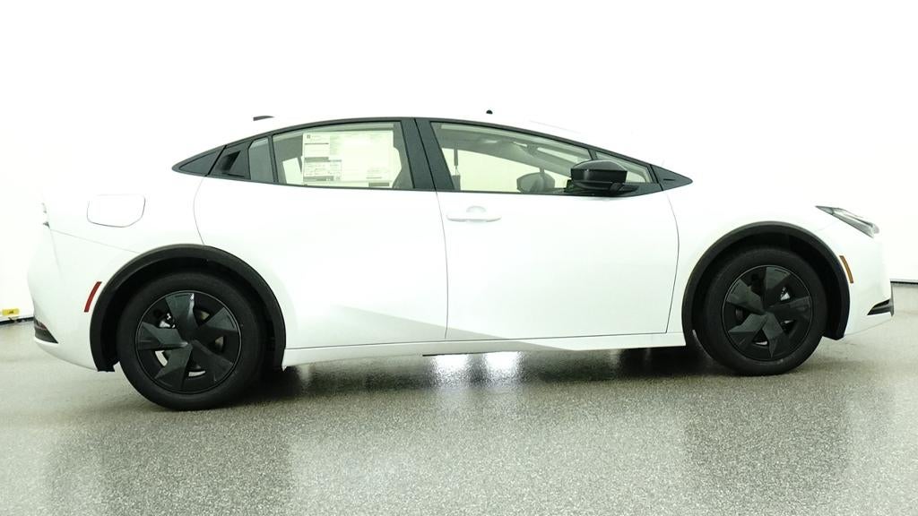 2027 Toyota Prius Plug-in Hybrid SE