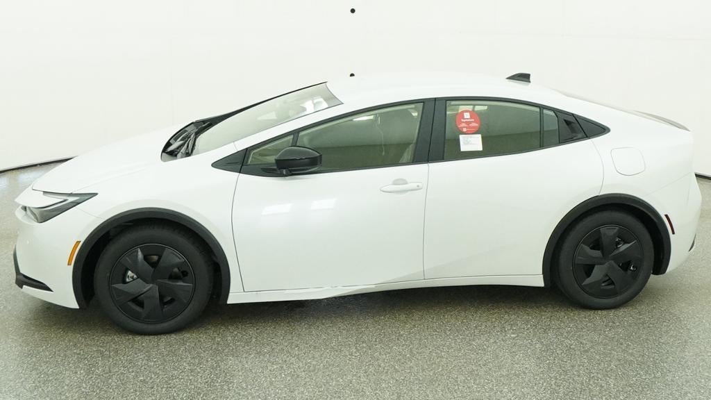 2027 Toyota Prius Plug-in Hybrid SE