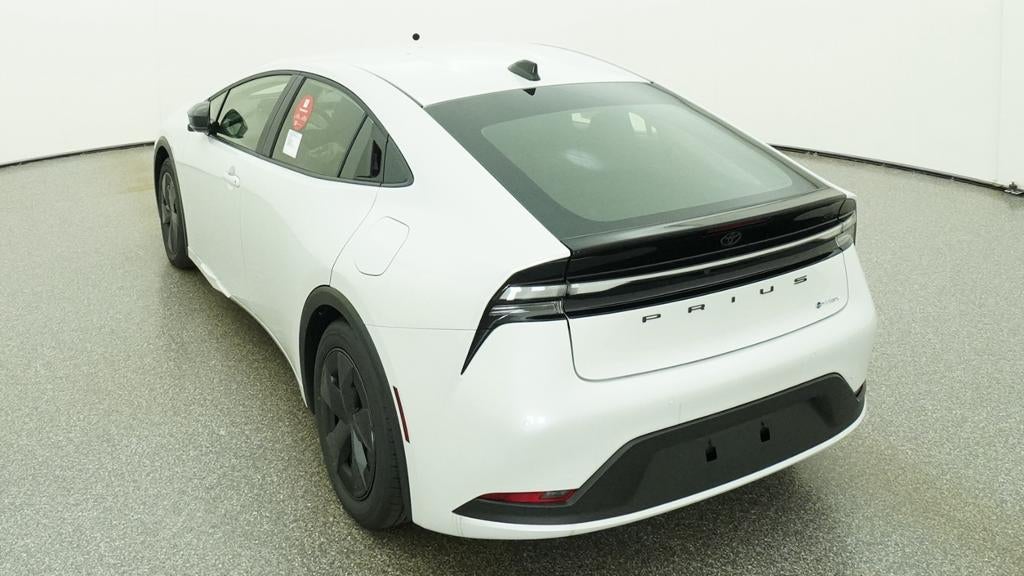 2027 Toyota Prius Plug-in Hybrid SE