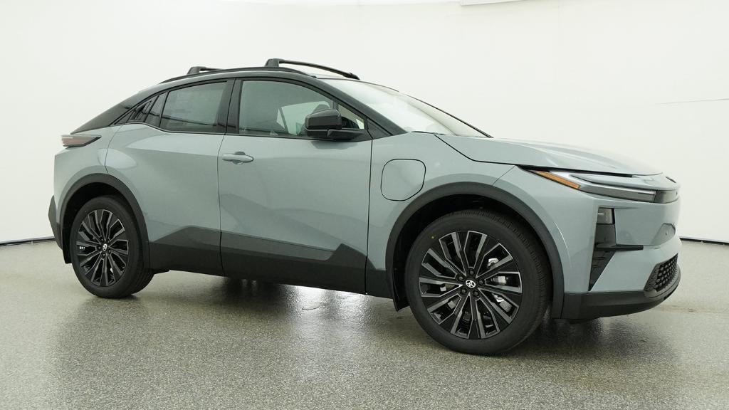 2026 Toyota C-HR XSE